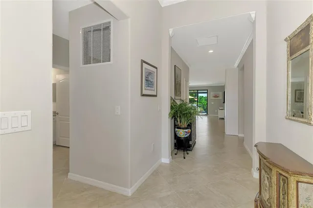 $599,000 | 9829 Hilltop Drive, Venice, FL 34292