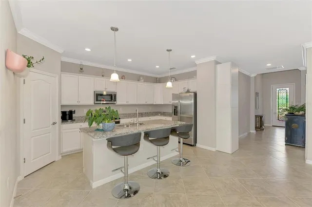 $599,000 | 9829 Hilltop Drive, Venice, FL 34292