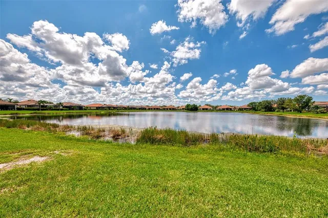 $599,000 | 9829 Hilltop Drive, Venice, FL 34292