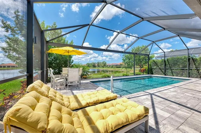 $599,000 | 9829 Hilltop Drive, Venice, FL 34292