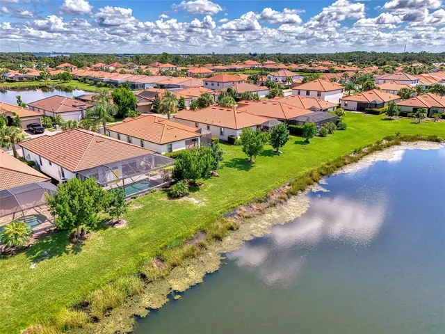 $599,000 | 9829 Hilltop Drive, Venice, FL 34292