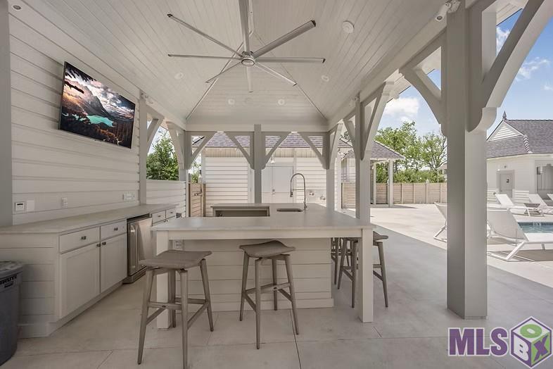 2836 Pointe-Marie Drive Baton Rouge, LA 70820 - Photo 9 of 12 Pool Cabana