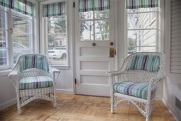 4 Bradford Road Lynn, MA 01904 - Photo 11 of 12 Gallery Image 11