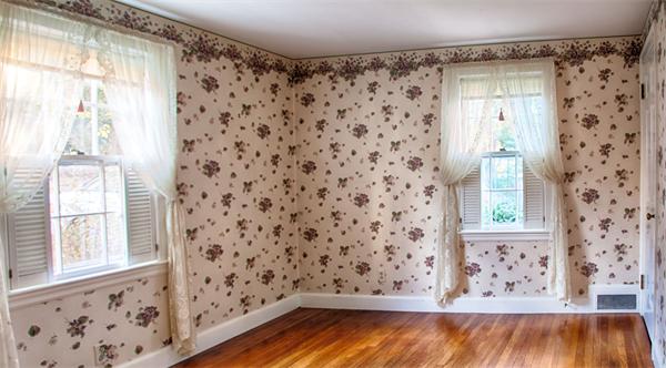 4 Bradford Road Lynn, MA 01904 - Photo 8 of 12 Gallery Image 8