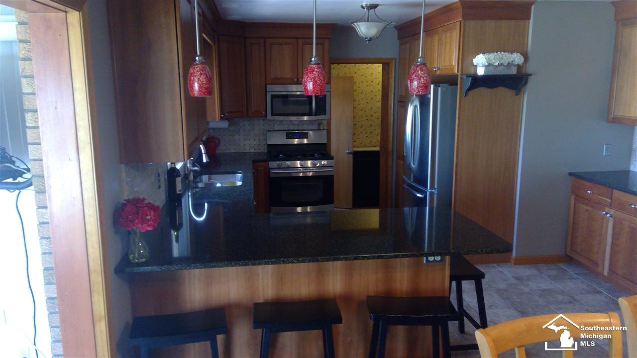 845 Ruff Drive Monroe, MI 48162 - Photo 5 of 22