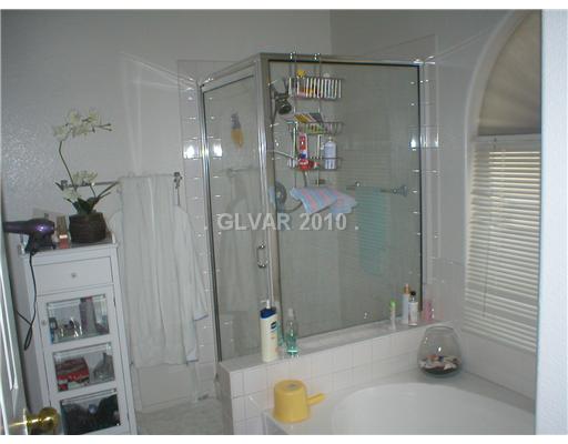 2320 Ramsgate Drive Henderson, NV 89074 - Photo 21 of 23 Master Bath/Spa.