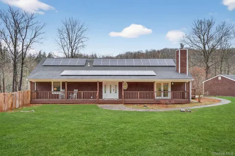 $1,350,000 | 1813-1815 Hunterbrook Road, Yorktown Heights, NY 10598