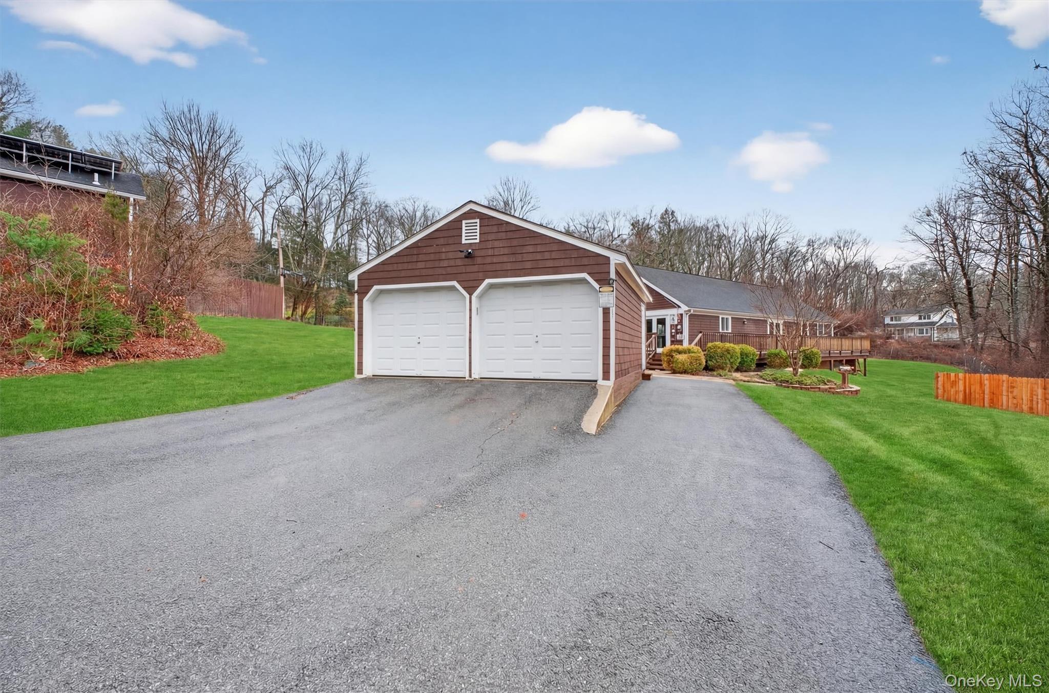 1813-1815 Hunterbrook Road Yorktown Heights, NY 10598 - Photo 22 of 41