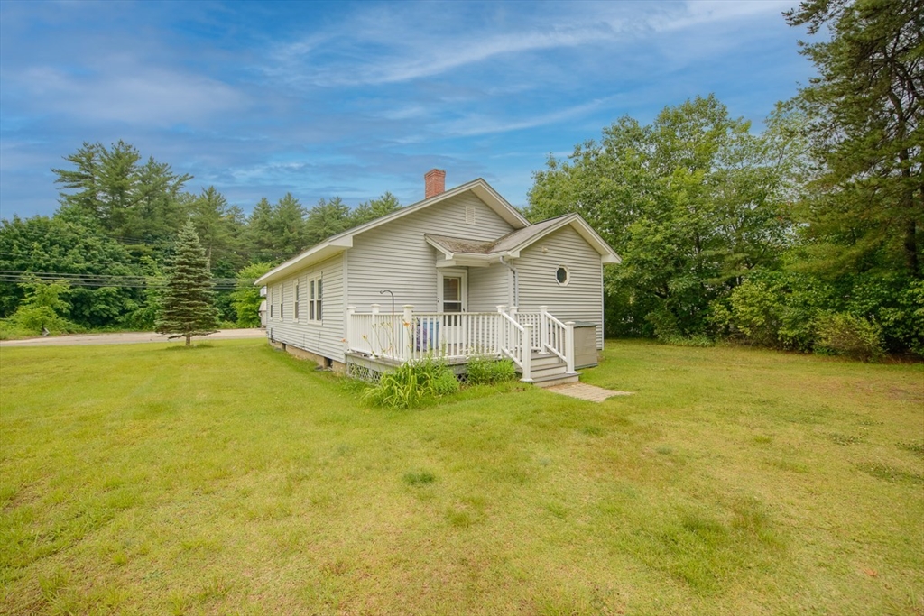 321 Main Street Townsend, MA 01469 - Photo 2 of 31