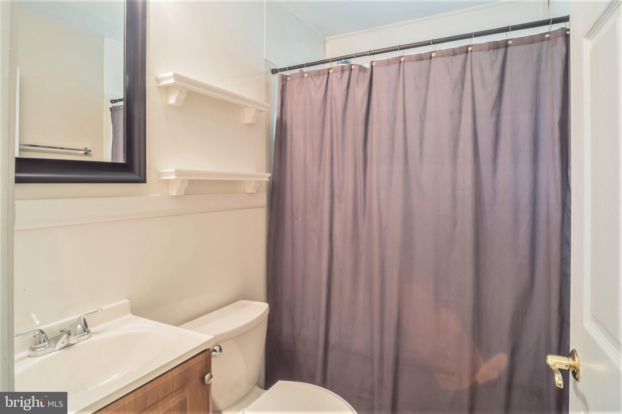 43 Maroon Road Levittown, PA 19056 - Photo 13 of 24 Gallery Image 13