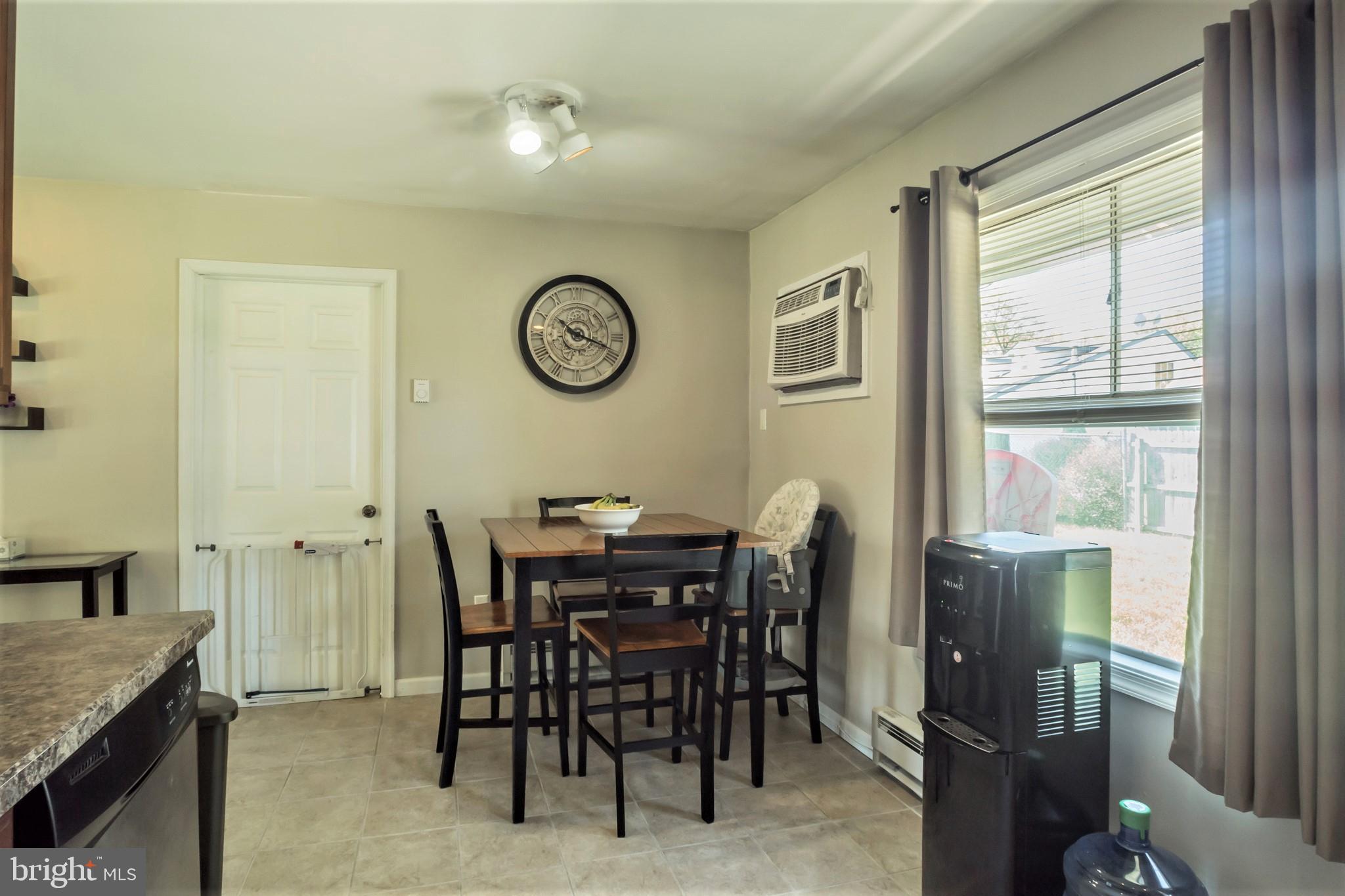 43 Maroon Road Levittown, PA 19056 - Photo 9 of 24 Gallery Image 9