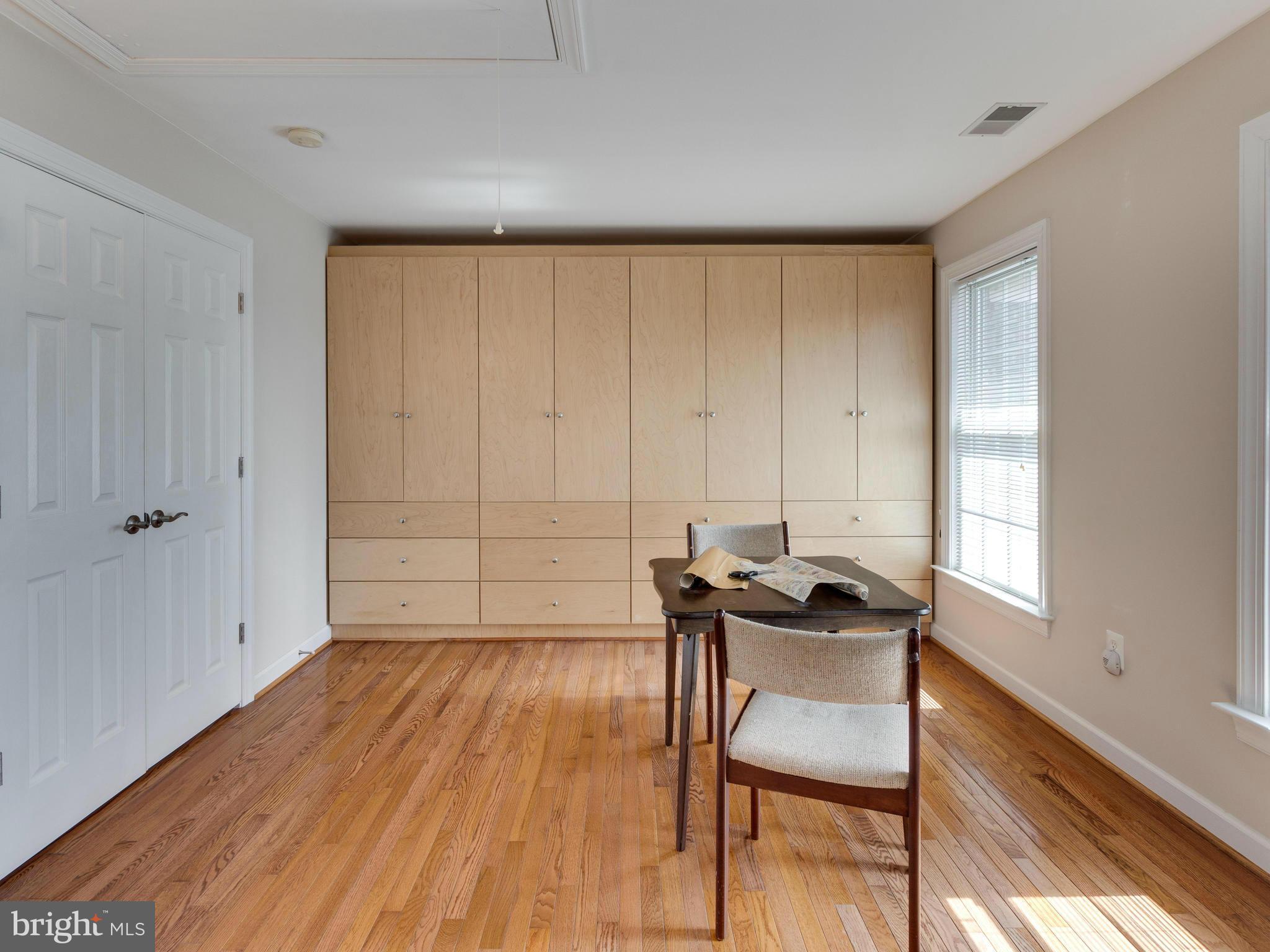 12500 Bunche Road Fairfax, VA 22030 - Photo 17 of 30 Bonus room w/ built in closet/storage