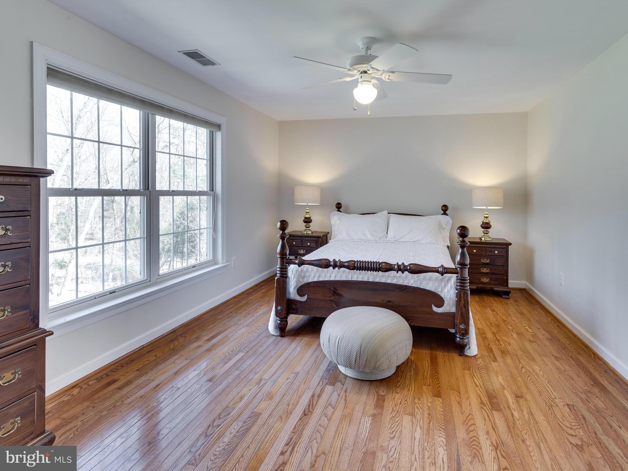 12500 Bunche Road Fairfax, VA 22030 - Photo 21 of 30 Bedroom