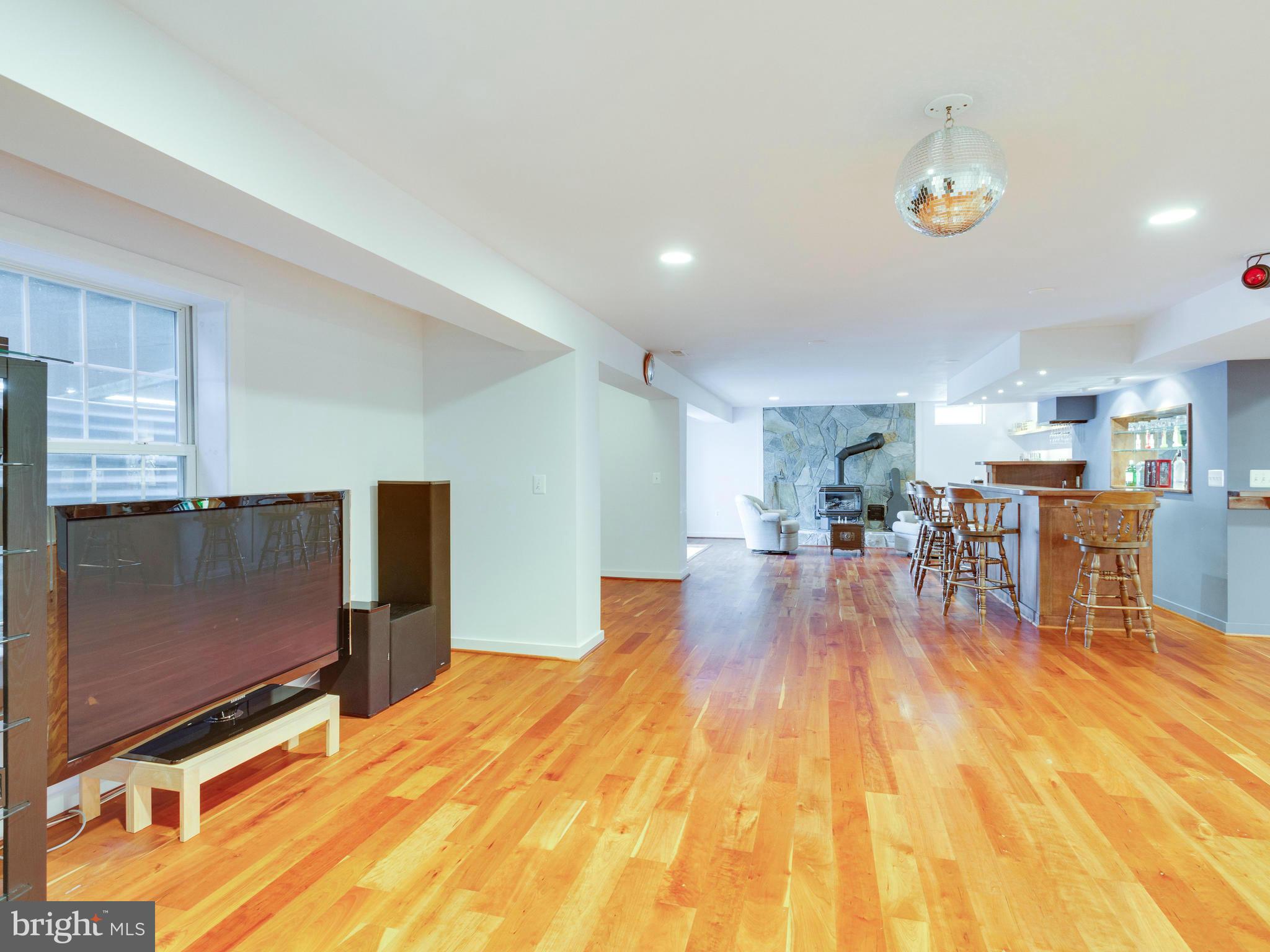 12500 Bunche Road Fairfax, VA 22030 - Photo 25 of 30 Basement