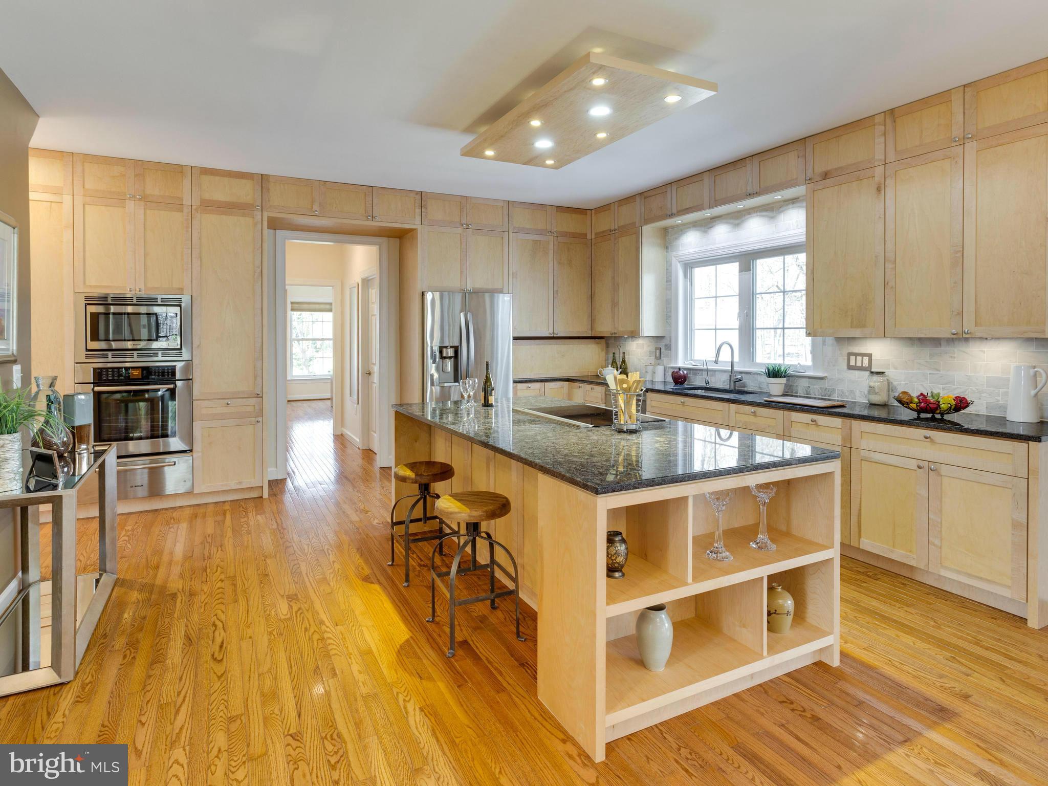 12500 Bunche Road Fairfax, VA 22030 - Photo 6 of 30 Kitchen