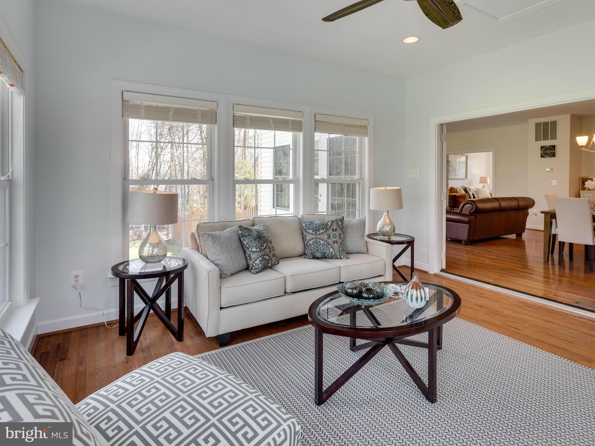 12500 Bunche Road Fairfax, VA 22030 - Photo 9 of 30 Sunroom