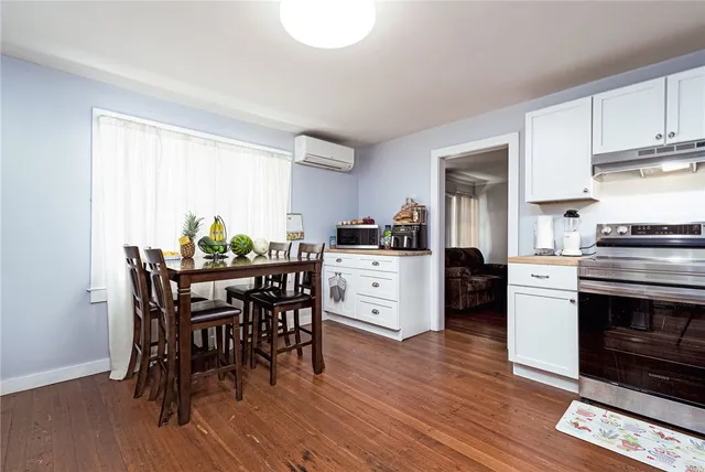 $599,300 | 19 Pleasant Street, Westerly, RI 02891