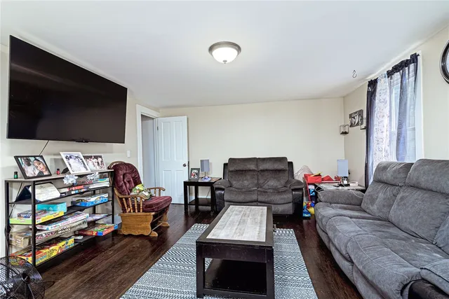 $599,300 | 19 Pleasant Street, Westerly, RI 02891