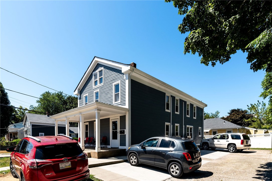 19 Pleasant Street Westerly, RI 02891 - Photo 4 of 45