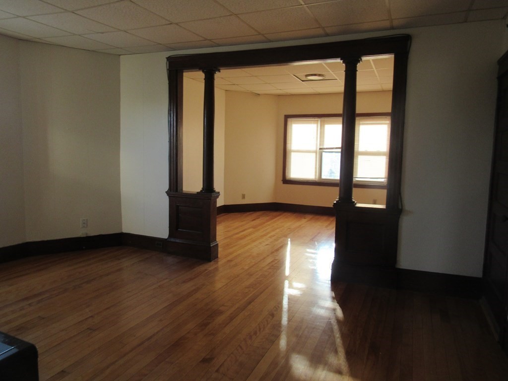 52 Plantation Street, Unit 3 Worcester, MA 01604 - Photo 2 of 4