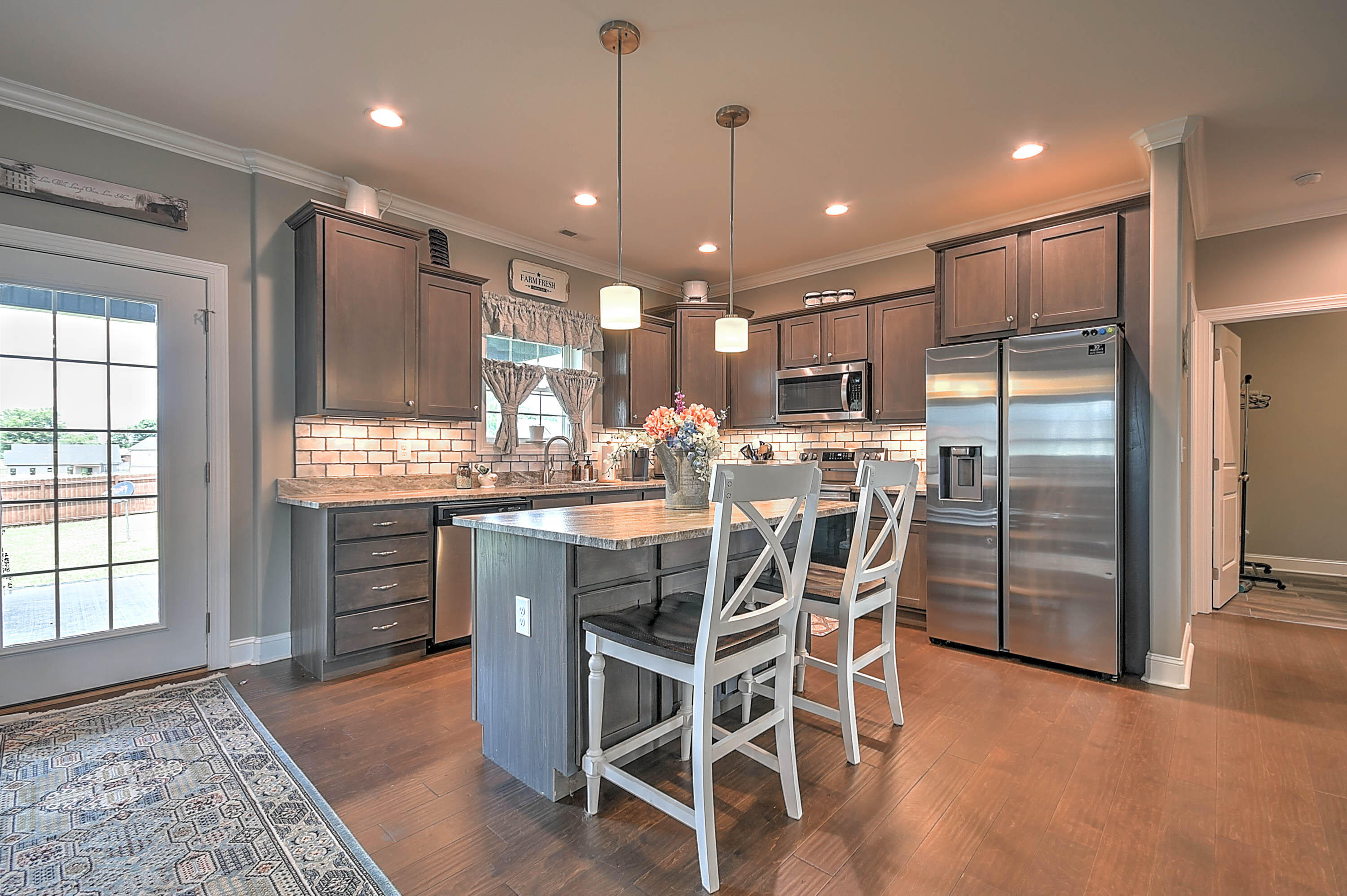 135 Rhetts Way Jonesborough, TN 37659 - Photo 12 of 29 Kitchen with island