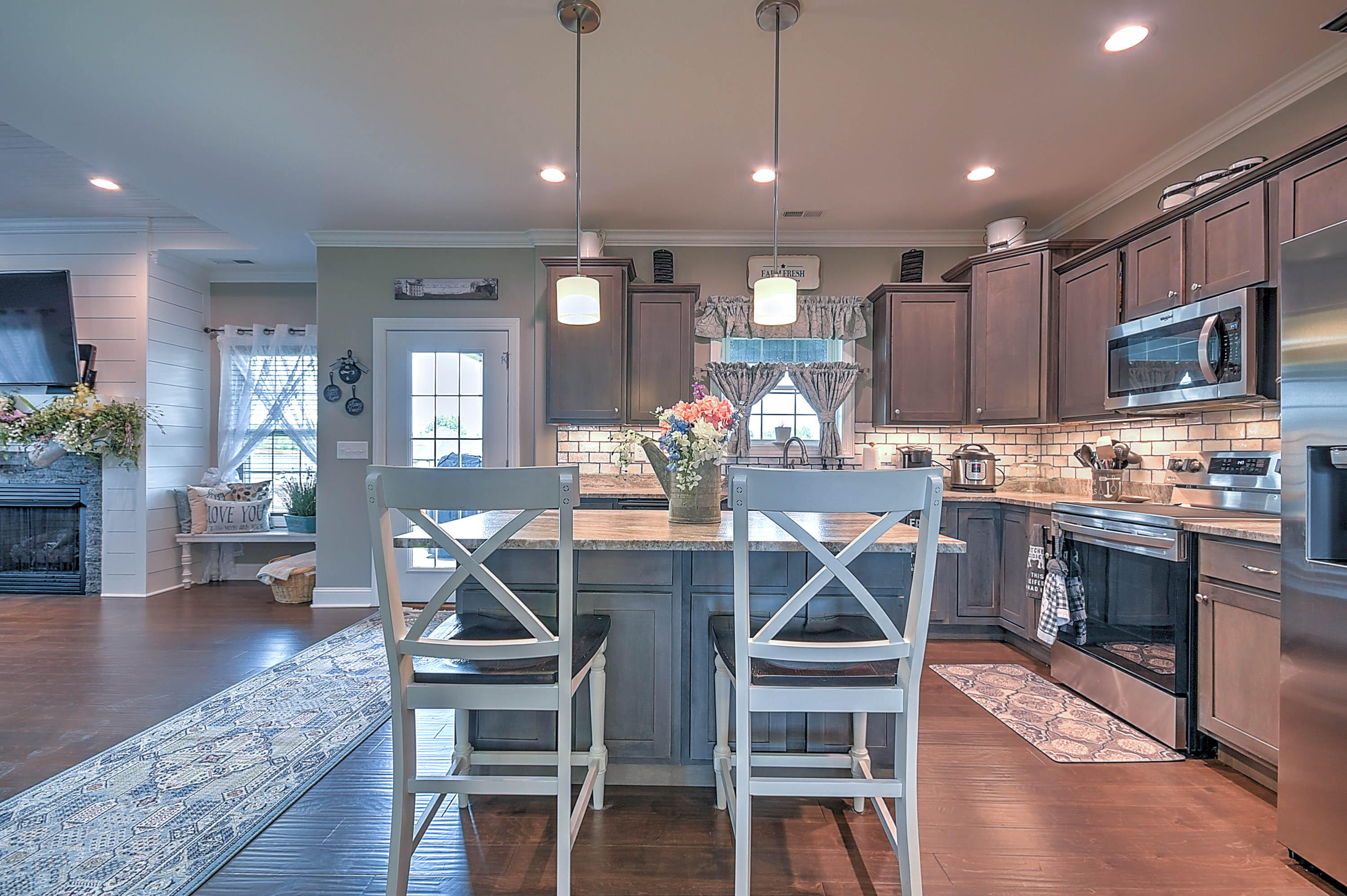 135 Rhetts Way Jonesborough, TN 37659 - Photo 9 of 29 Kitchen