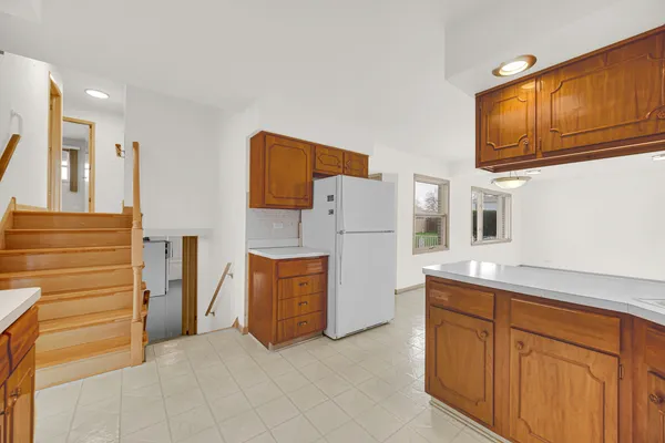 $500,000 | 10916 Kingston Street, Westchester, IL 60154