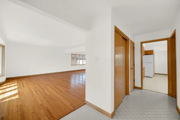 $500,000 | 10916 Kingston Street, Westchester, IL 60154