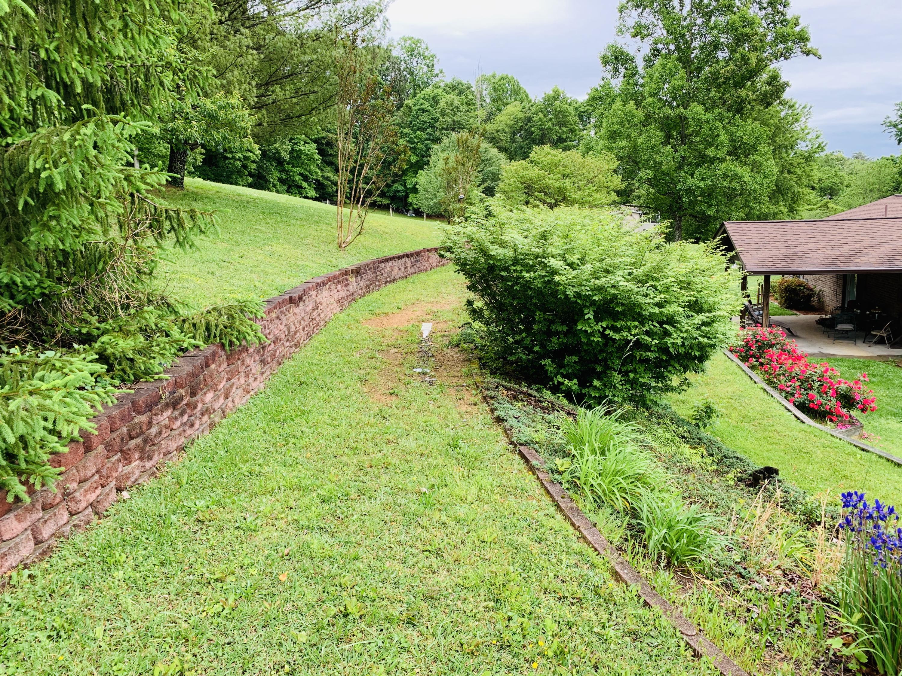 363 Ball Orchard Road Kingsport, TN 37660 - Photo 35 of 43 3B09DCC4-0674-45D7-B573-627877F7DB55