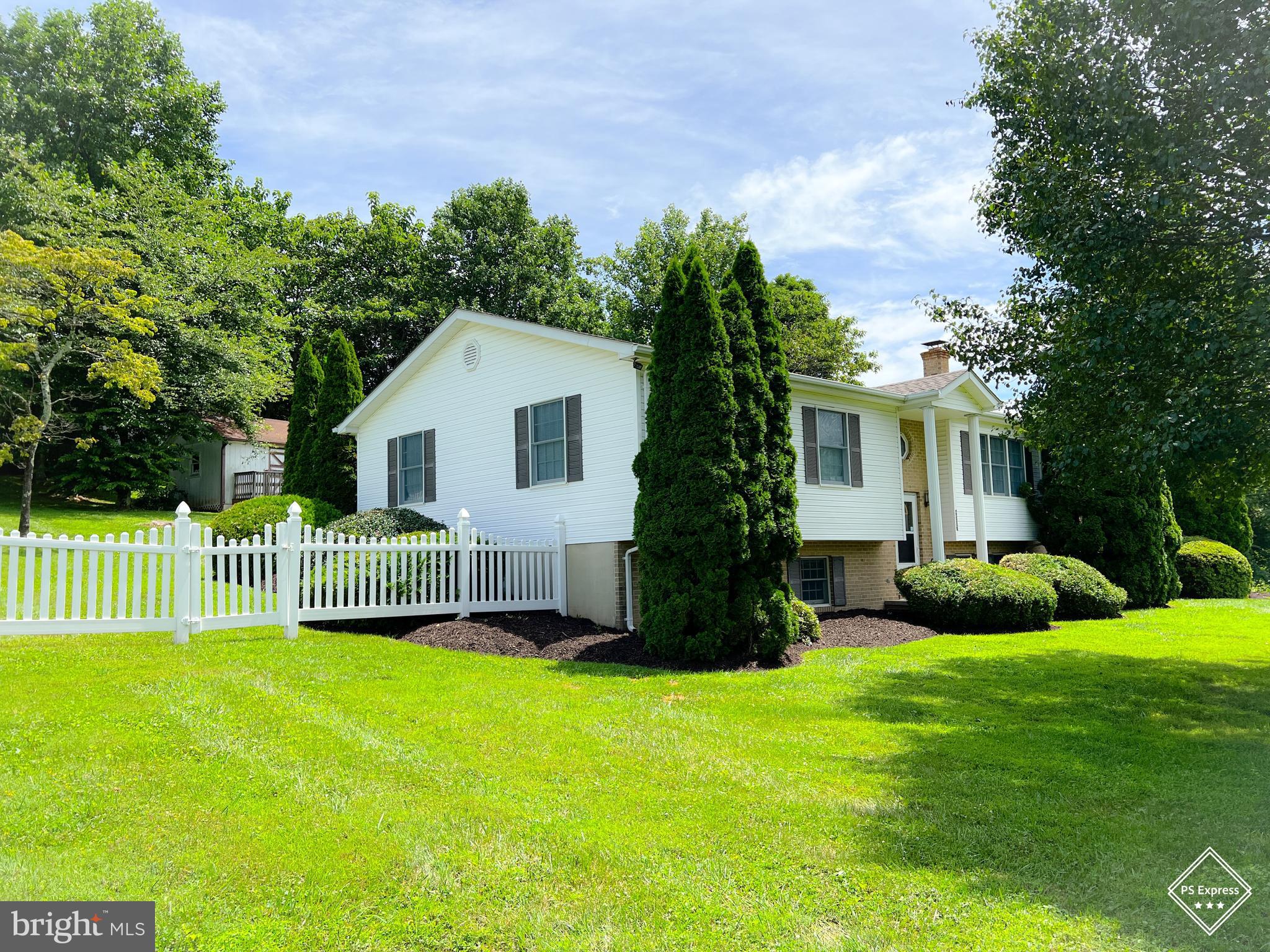 4507 Remount Road Front Royal, VA 22630 - Photo 3 of 25 Gallery Image 3