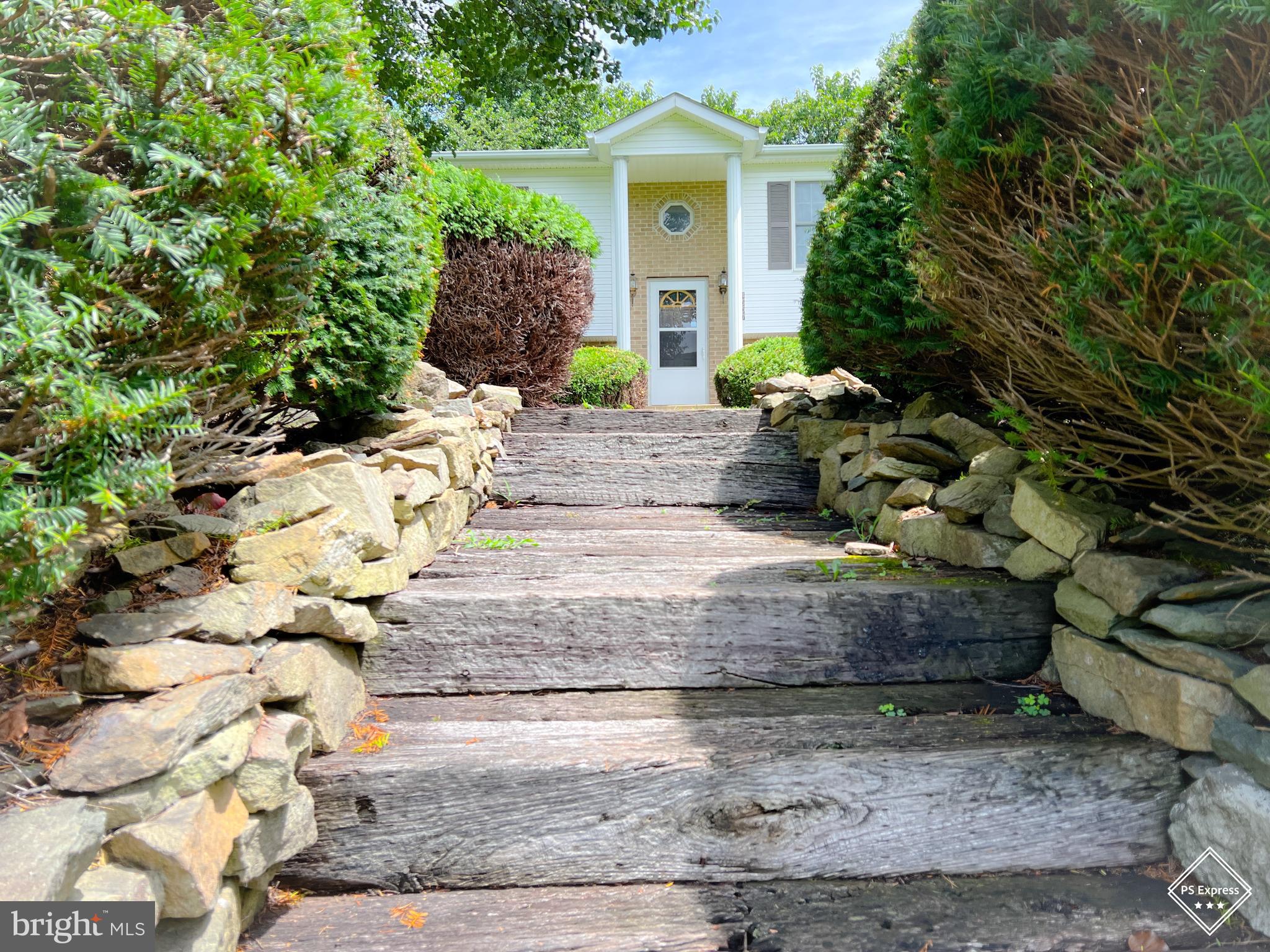 4507 Remount Road Front Royal, VA 22630 - Photo 4 of 25 Gallery Image 4
