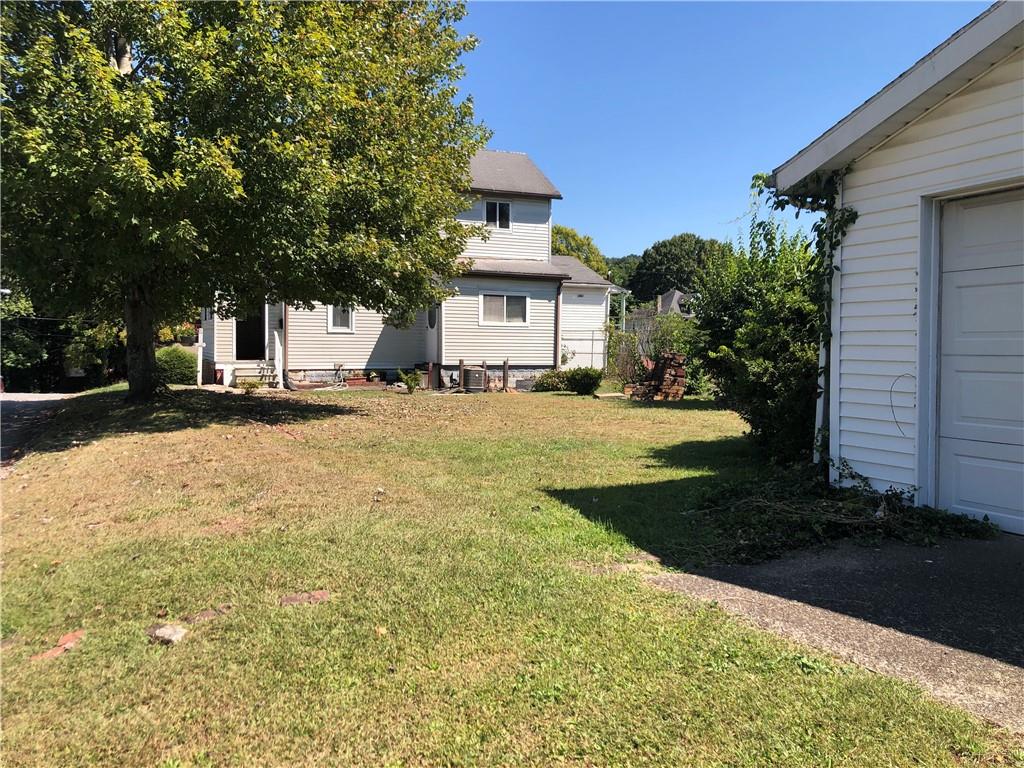 201 Fayette Avenue Point Marion, PA 15474 - Photo 6 of 21