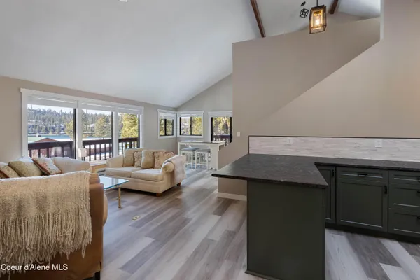 $879,000 | 176 Swan Shores Drive, Sagle, ID 83860