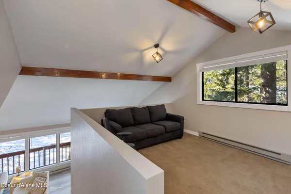 $879,000 | 176 Swan Shores Drive, Sagle, ID 83860