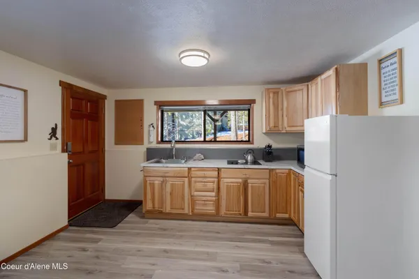 $789,000 | 176 Swan Shores Drive, Sagle, ID 83860