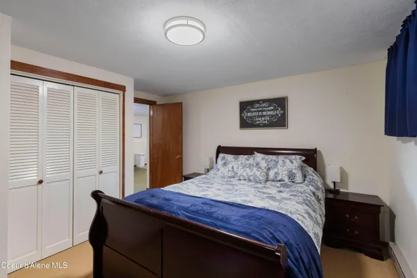 $879,000 | 176 Swan Shores Drive, Sagle, ID 83860