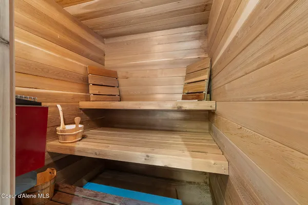 $879,000 | 176 Swan Shores Drive, Sagle, ID 83860