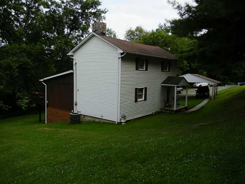 1064 Butler Road Freeport, PA 16229 - Photo 1 of 25 Exterior Front.