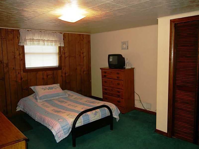 1064 Butler Road Freeport, PA 16229 - Photo 15 of 25 Bedroom.