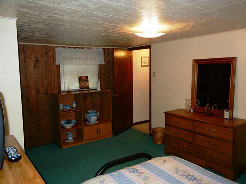 1064 Butler Road Freeport, PA 16229 - Photo 16 of 25 Bedroom.