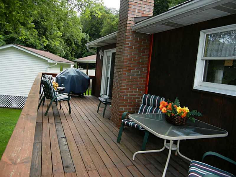 1064 Butler Road Freeport, PA 16229 - Photo 5 of 25 Patio/Deck.