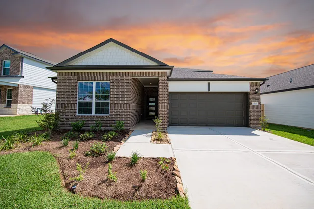 $324,890 | 3009 Chestnut Lane, Brookshire, TX 77423