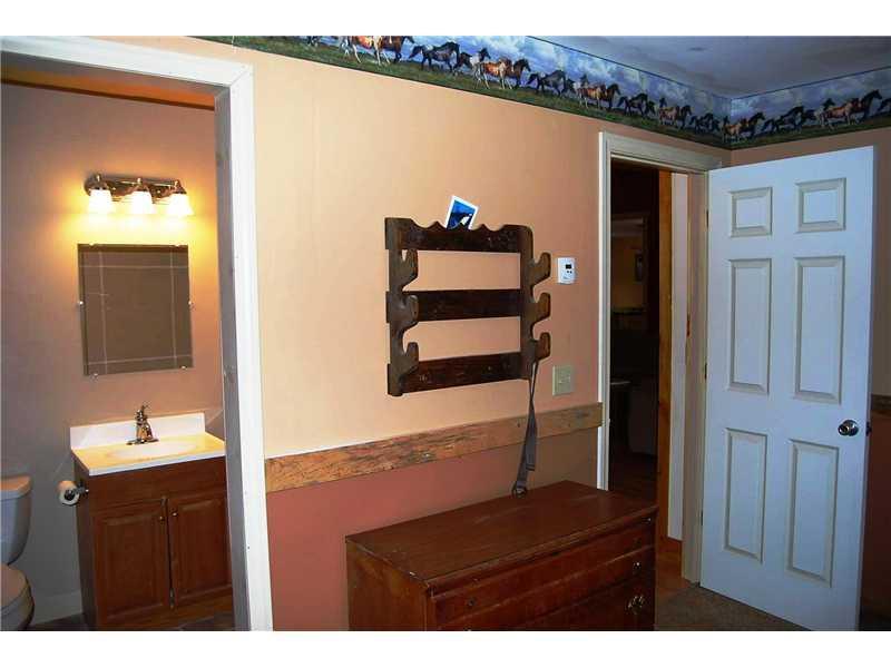 239 West Old County Road Newcastle, ME 04553 - Photo 24 of 34 Bedroom.