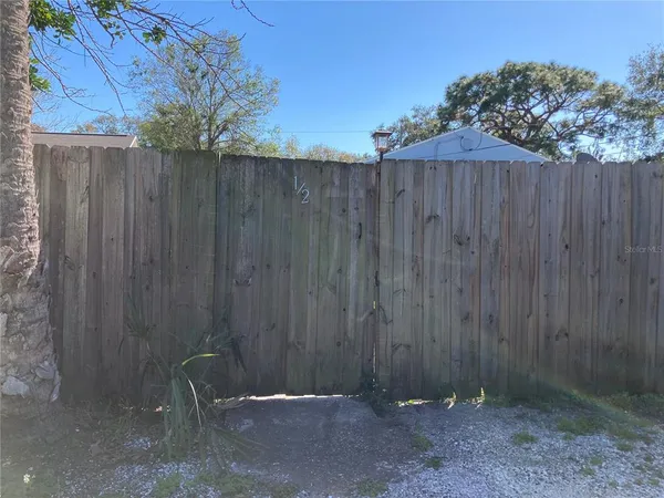 $995 | 5609 Tangerine Avenue South, Gulfport, FL 33707
