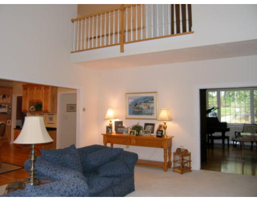 17 Norcross Road Hopkinton, MA 01748 - Photo 8 of 17 Gallery Image 8
