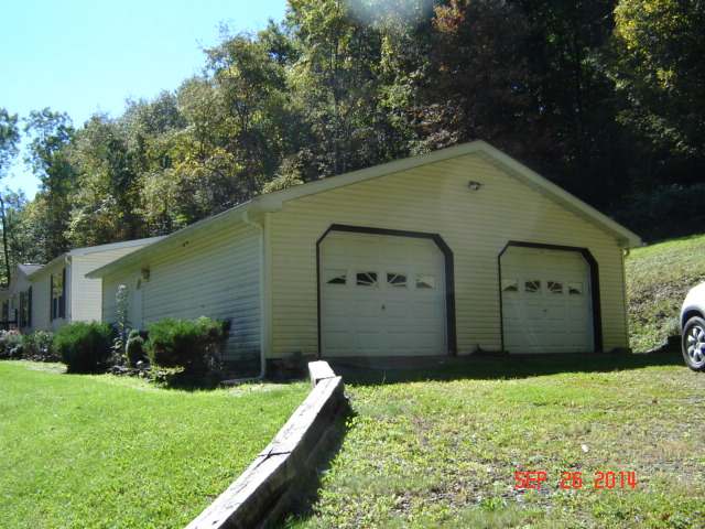 995 Dutch Hill Road Warren, PA 16365 - Photo 3 of 14 Gallery Image 3