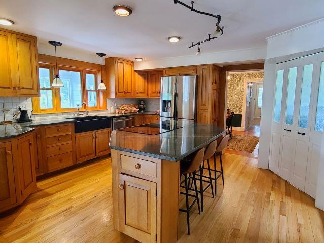 363 Chapman Road Keene, NH 03431 - Photo 3 of 40