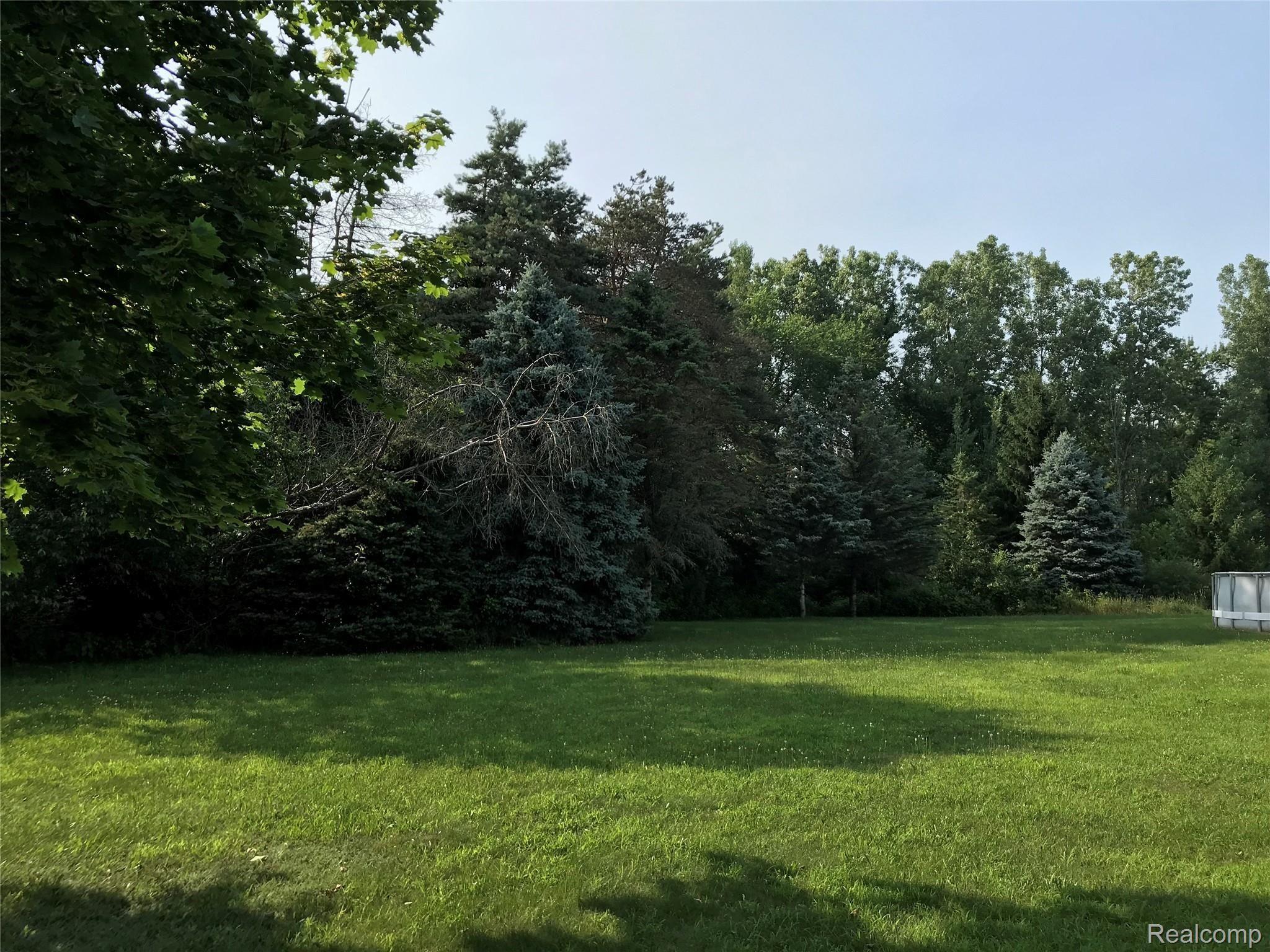 10236 West Sober Road Perry, MI 48872 - Photo 32 of 75 A59D6EAF-15D4-41AF-B32C-72E6ABDE531A.jpeg