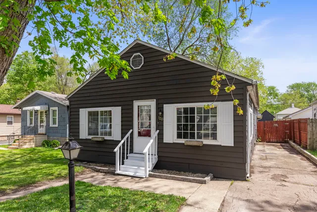 $225,000 | 120 Anderson Avenue, Joliet, IL 60433