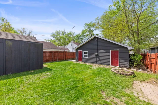 $225,000 | 120 Anderson Avenue, Joliet, IL 60433